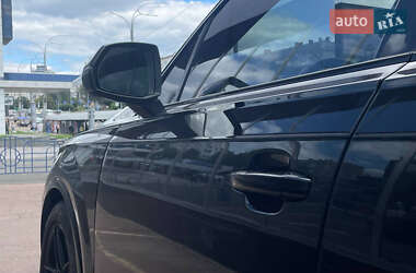 Внедорожник / Кроссовер Audi Q7 2017 в 
