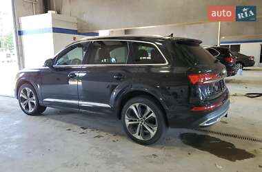 Внедорожник / Кроссовер Audi Q7 2020 в 