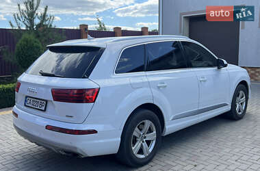 Внедорожник / Кроссовер Audi Q7 2018 в 