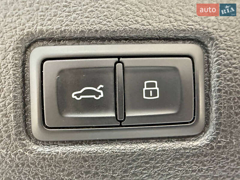 Внедорожник / Кроссовер Audi Q7 2016 в Коломые