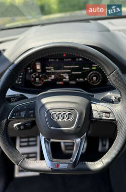 Внедорожник / Кроссовер Audi Q7 2018 в 