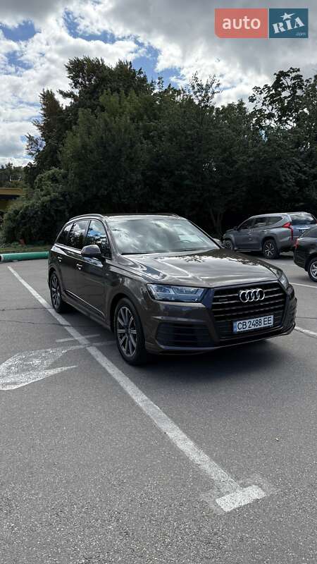 Внедорожник / Кроссовер Audi Q7 2016 в Чернигове