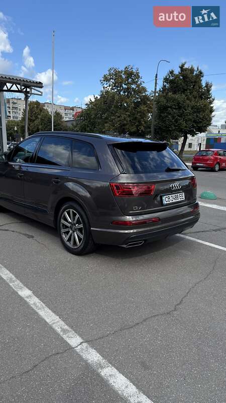 Внедорожник / Кроссовер Audi Q7 2016 в Чернигове