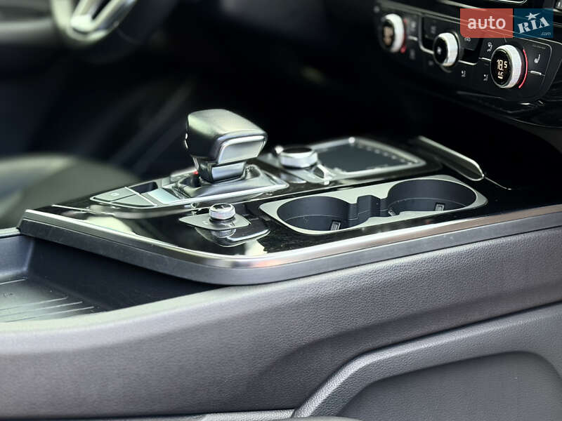 Внедорожник / Кроссовер Audi Q7 2019 в Киеве фото 39 Внедорожник / Кроссовер Audi Q7 2019 в Киеве