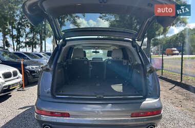 Внедорожник / Кроссовер Audi Q7 2013 в 