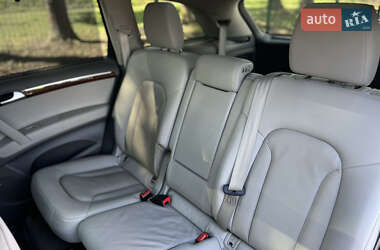 Внедорожник / Кроссовер Audi Q7 2013 в 