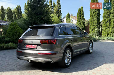 Внедорожник / Кроссовер Audi Q7 2018 в 