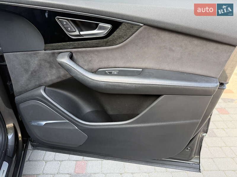 Позашляховик / Кросовер Audi Q7 2018 в Хмельницькому фото 37 Позашляховик / Кросовер Audi Q7 2018 в Хмельницькому