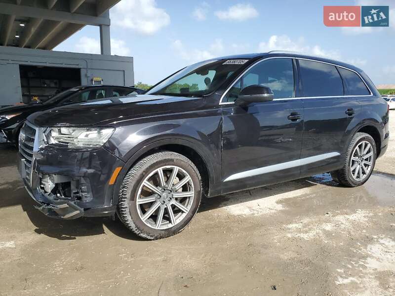 Внедорожник / Кроссовер Audi Q7 2018 в Киеве