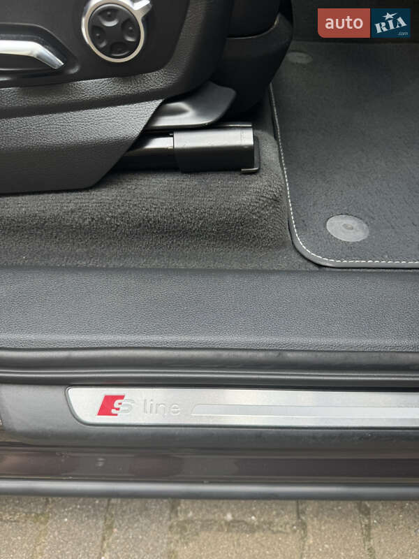 Внедорожник / Кроссовер Audi Q7 2017 в Судовой Вишне