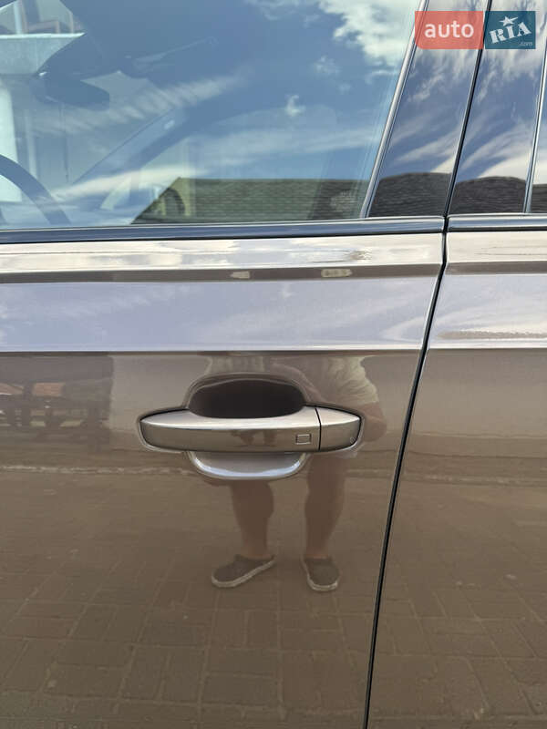 Внедорожник / Кроссовер Audi Q7 2017 в Судовой Вишне