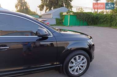 Внедорожник / Кроссовер Audi Q7 2013 в 