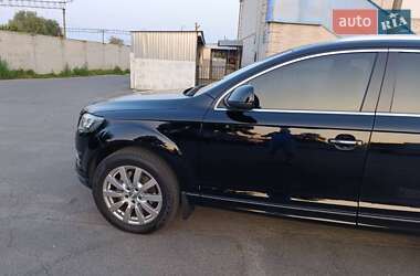Внедорожник / Кроссовер Audi Q7 2013 в 
