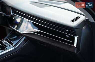 Внедорожник / Кроссовер Audi Q7 2019 в 