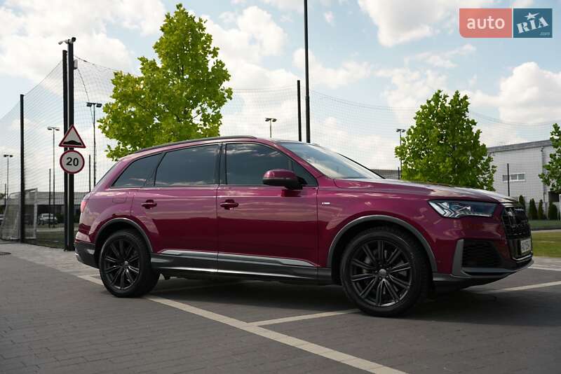 Позашляховик / Кросовер Audi Q7 2019 в Мукачевому