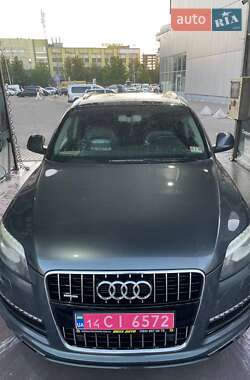 Внедорожник / Кроссовер Audi Q7 2013 в 