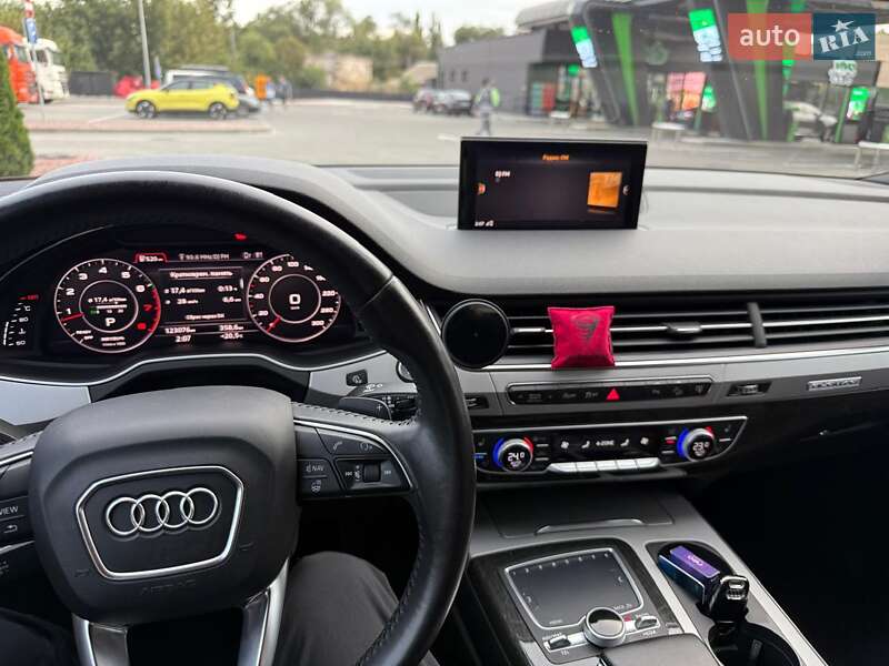Внедорожник / Кроссовер Audi Q7 2016 в Одессе