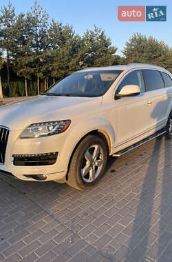 Позашляховик / Кросовер Audi Q7 2012 в 