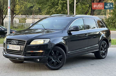 Внедорожник / Кроссовер Audi Q7 2006 в 