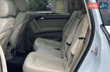 Внедорожник / Кроссовер Audi Q7 2012 в 