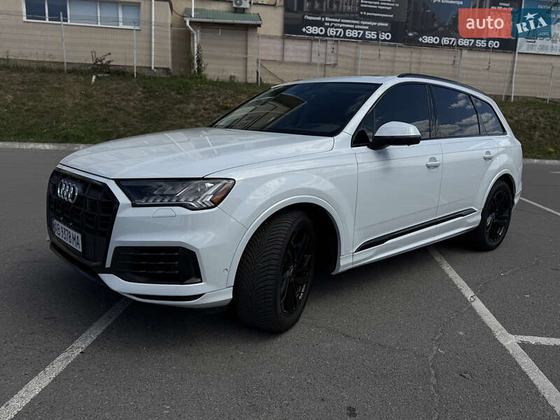 Позашляховик / Кросовер Audi Q7 2020 в Вінниці