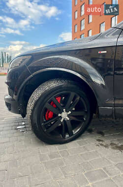 Внедорожник / Кроссовер Audi Q7 2009 в 