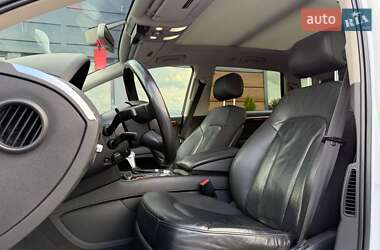 Внедорожник / Кроссовер Audi Q7 2014 в 
