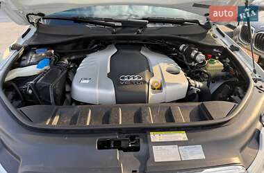 Внедорожник / Кроссовер Audi Q7 2014 в 