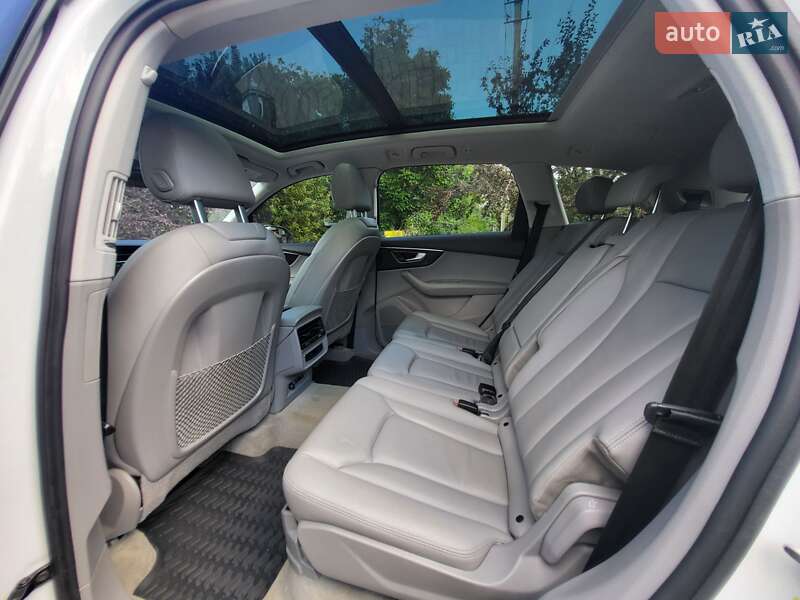 Внедорожник / Кроссовер Audi Q7 2022 в Запорожье