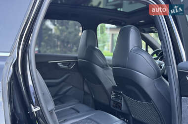 Внедорожник / Кроссовер Audi Q7 2020 в 