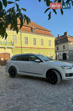 Внедорожник / Кроссовер Audi Q7 2018 в Каменец-Подольском
