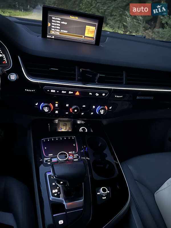 Внедорожник / Кроссовер Audi Q7 2018 в Каменец-Подольском