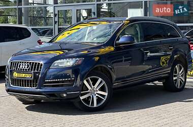 Внедорожник / Кроссовер Audi Q7 2014 в 