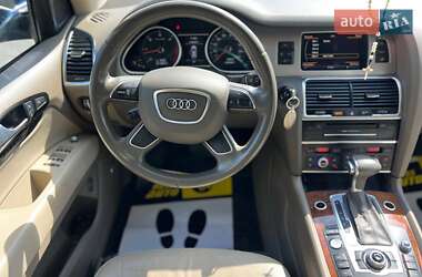 Внедорожник / Кроссовер Audi Q7 2014 в 