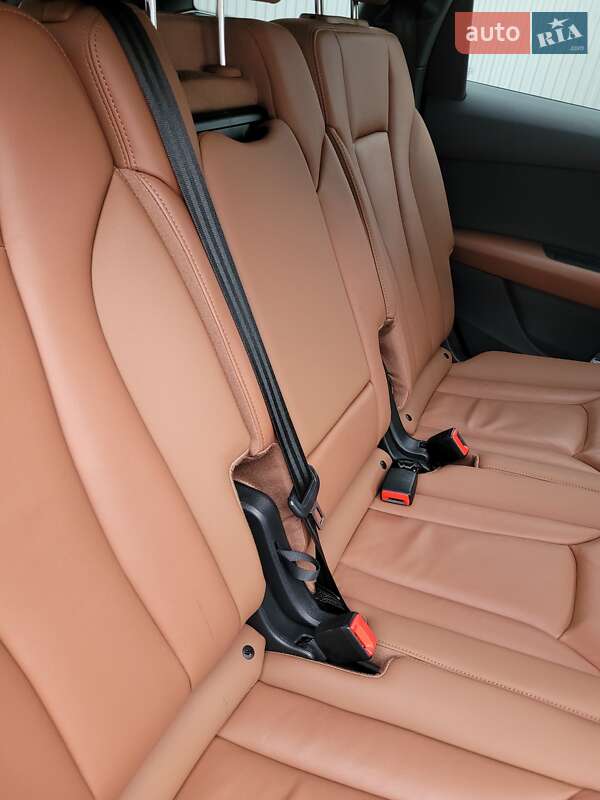 Внедорожник / Кроссовер Audi Q7 2020 в Ивано-Франковске