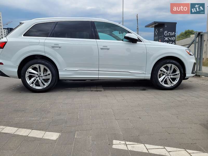 Внедорожник / Кроссовер Audi Q7 2020 в Ивано-Франковске