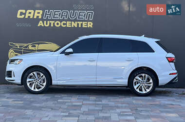Внедорожник / Кроссовер Audi Q7 2023 в 