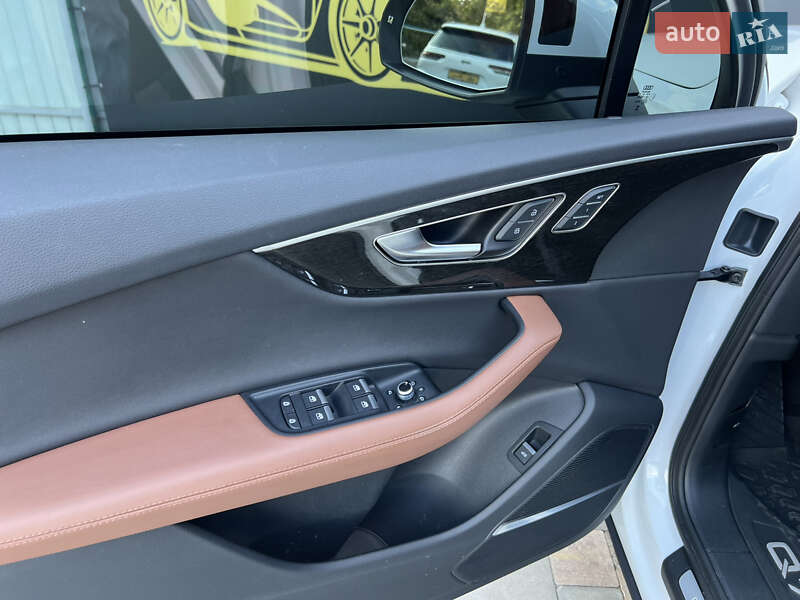 Позашляховик / Кросовер Audi Q7 2023 в Києві фото 13 Позашляховик / Кросовер Audi Q7 2023 в Києві