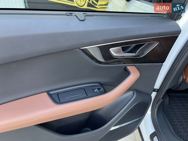 Позашляховик / Кросовер Audi Q7 2023 в Києві фото 16 Позашляховик / Кросовер Audi Q7 2023 в Києві