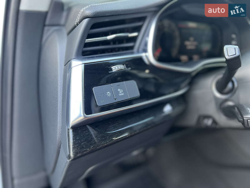 Позашляховик / Кросовер Audi Q7 2023 в Києві фото 34 Позашляховик / Кросовер Audi Q7 2023 в Києві