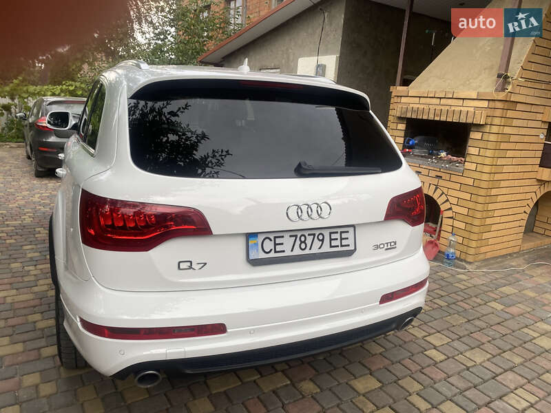Позашляховик / Кросовер Audi Q7 2010 в Новоселиці