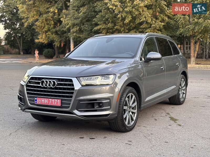 Внедорожник / Кроссовер Audi Q7 2017 в Киеве