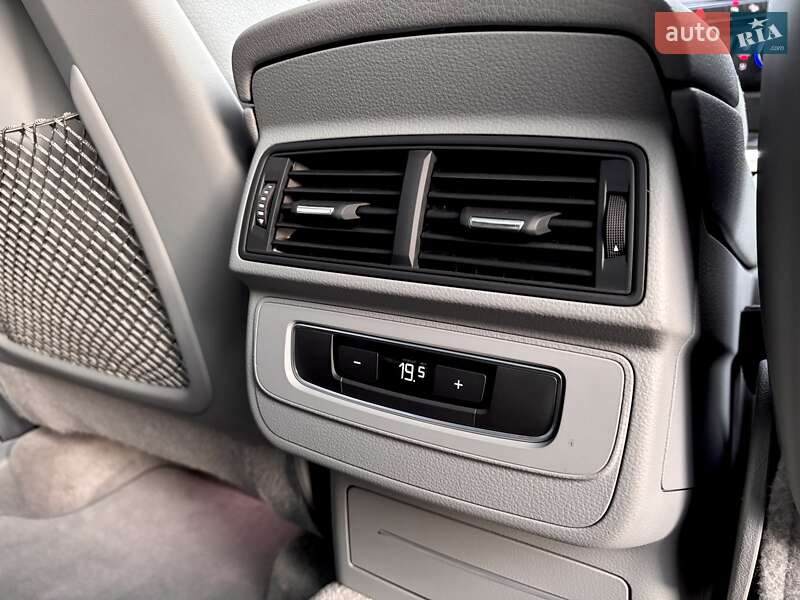 Внедорожник / Кроссовер Audi Q7 2017 в Киеве