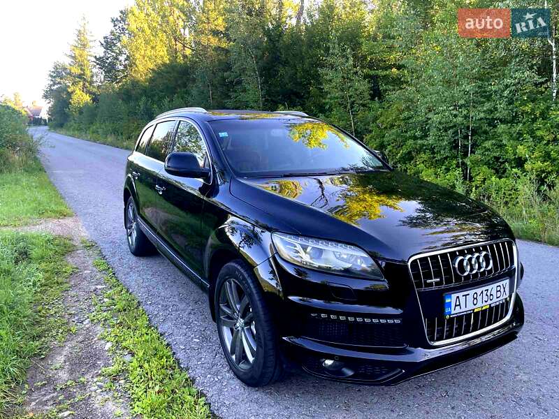 Позашляховик / Кросовер Audi Q7 2010 в Івано-Франківську