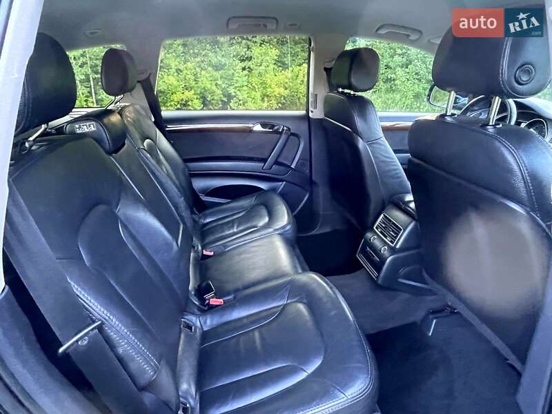 Позашляховик / Кросовер Audi Q7 2010 в Івано-Франківську
