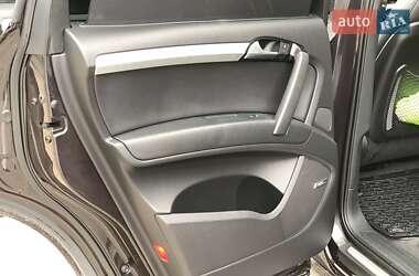 Внедорожник / Кроссовер Audi Q7 2013 в 