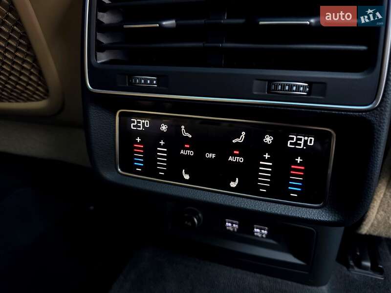 Позашляховик / Кросовер Audi Q7 2020 в Полтаві