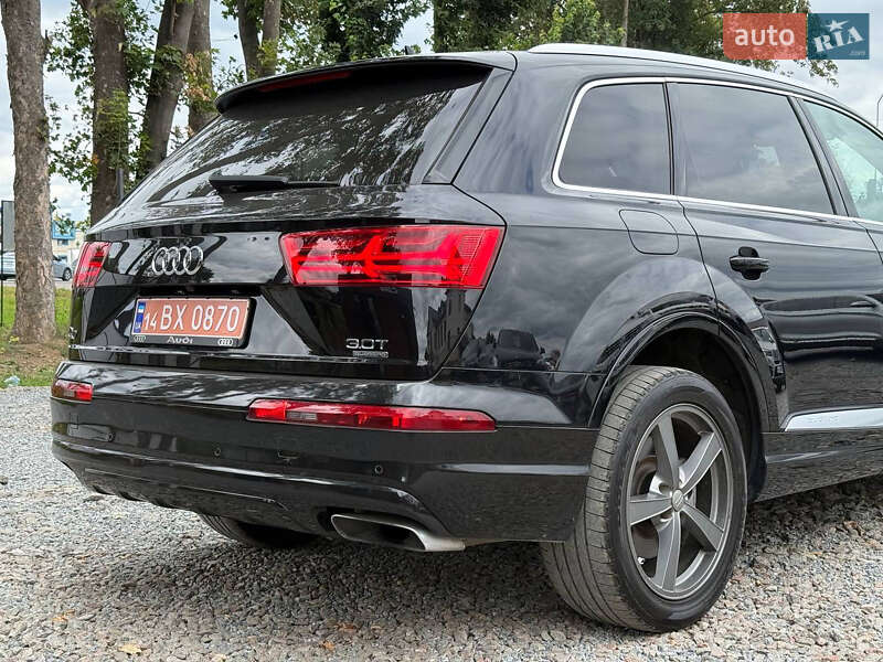 Позашляховик / Кросовер Audi Q7 2016 в Стрию