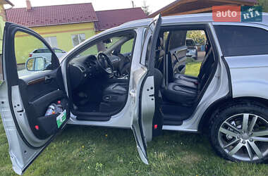 Внедорожник / Кроссовер Audi Q7 2012 в 