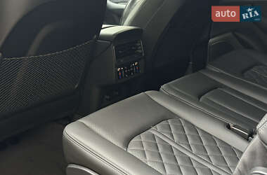 Внедорожник / Кроссовер Audi Q7 2025 в 